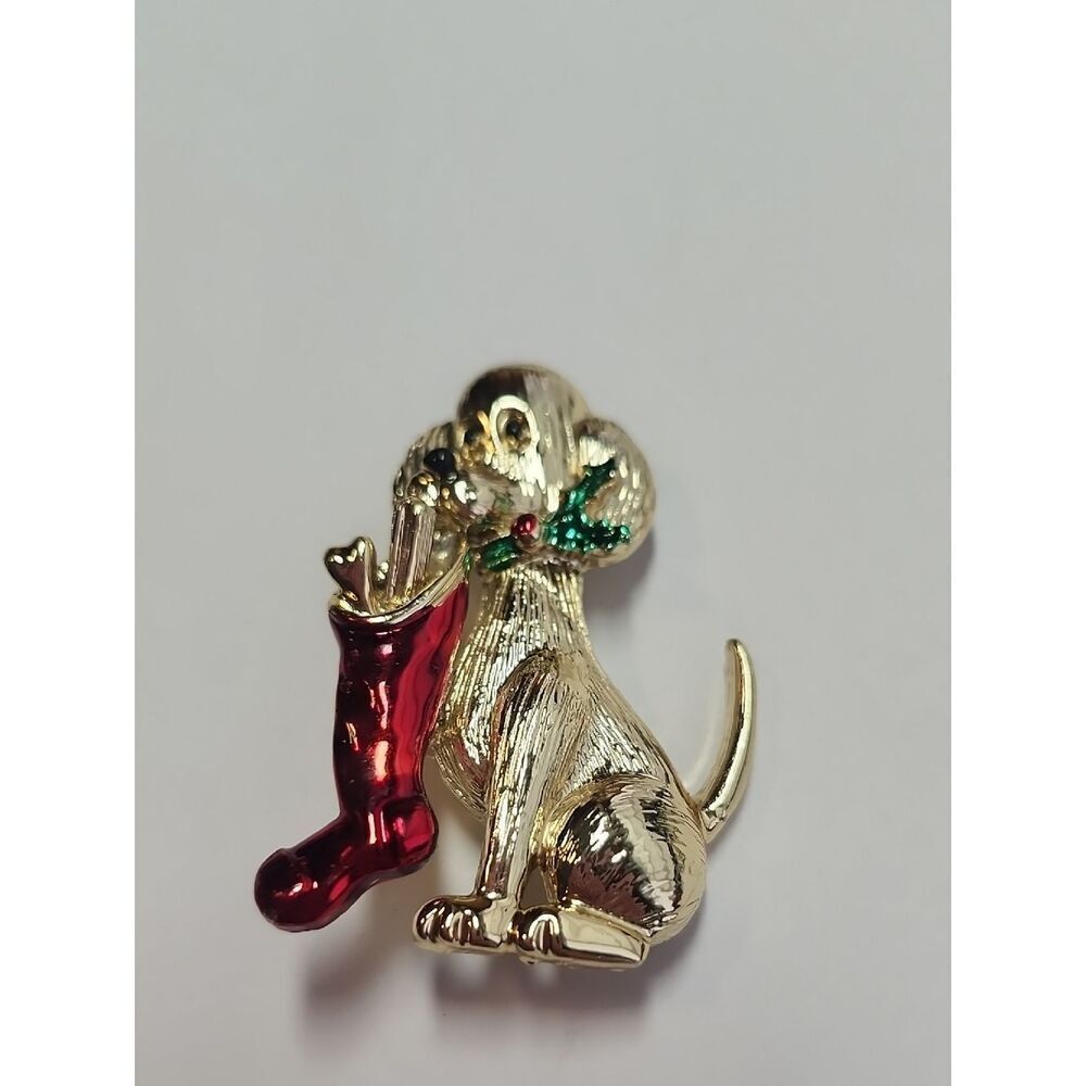 Vintage Puppy Dog Holding Red Christmas Stocking Gold Tone Brooch Pin